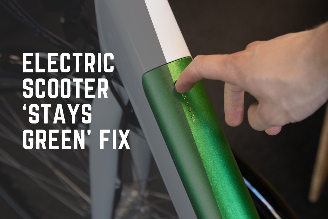 Electric Scooter Light Stays green